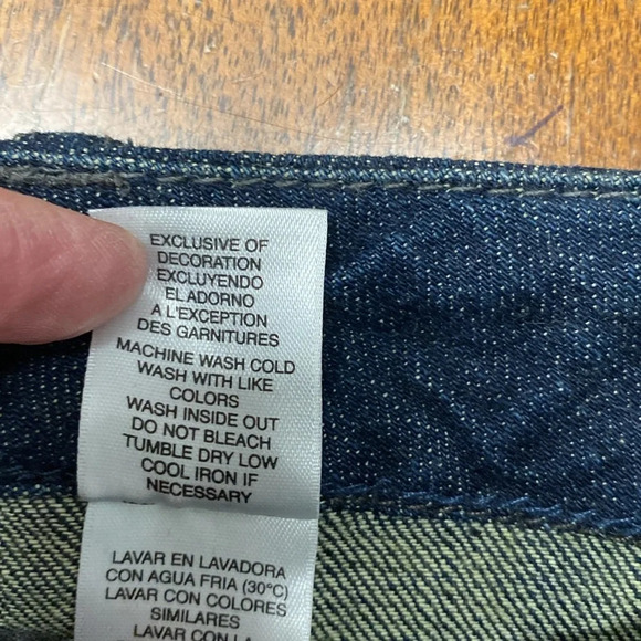 Liz And Co Stretch Women's Size 10 Cropped Capris Dark Wash - Picture 7 of 10